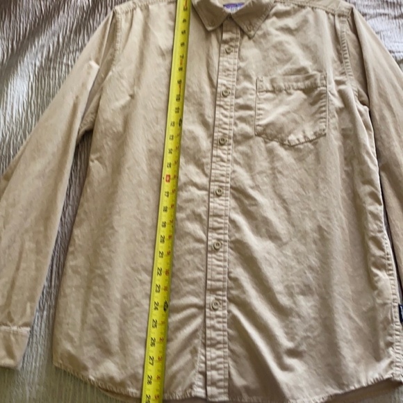 Patagonia Corduroy Button Up - Picture 4 of 4